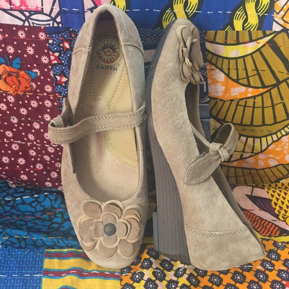 Earth Spirit Shoes. Size 8. Worn once.